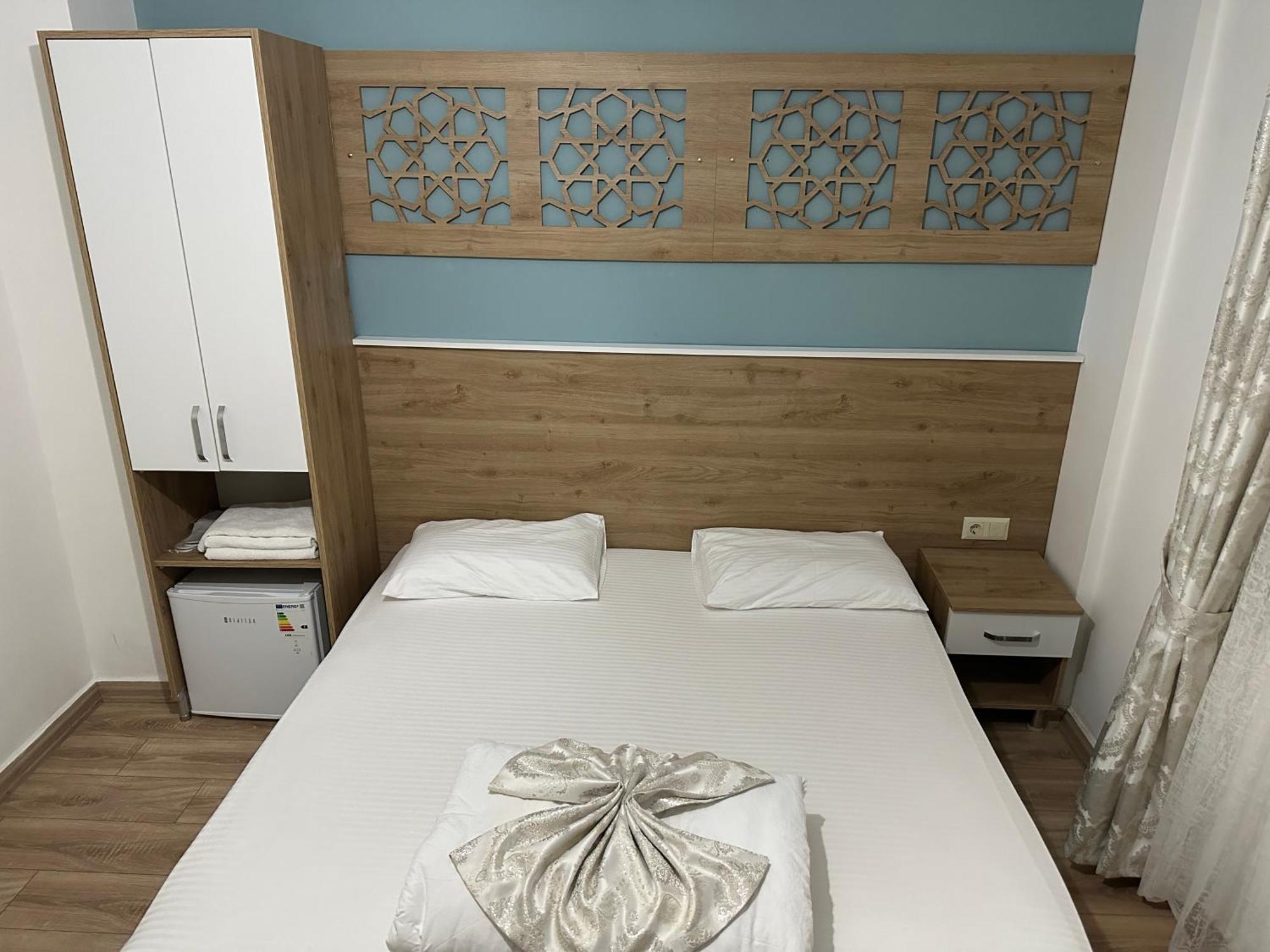 Amsterdam Otel Economic Room เกเมร์ ภายนอก รูปภาพ